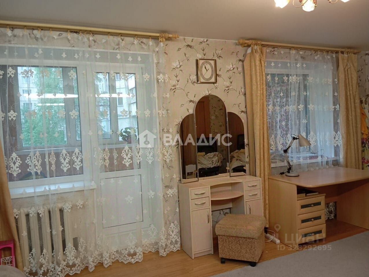 Продажа 4-комн квартиры на вторичном рынке проспект Энгельса, 134к1