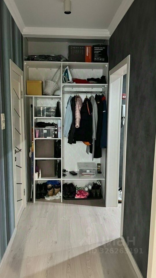 Продажа 2-комн квартиры на вторичном рынке Южный мкр, улица Курыжова, 1