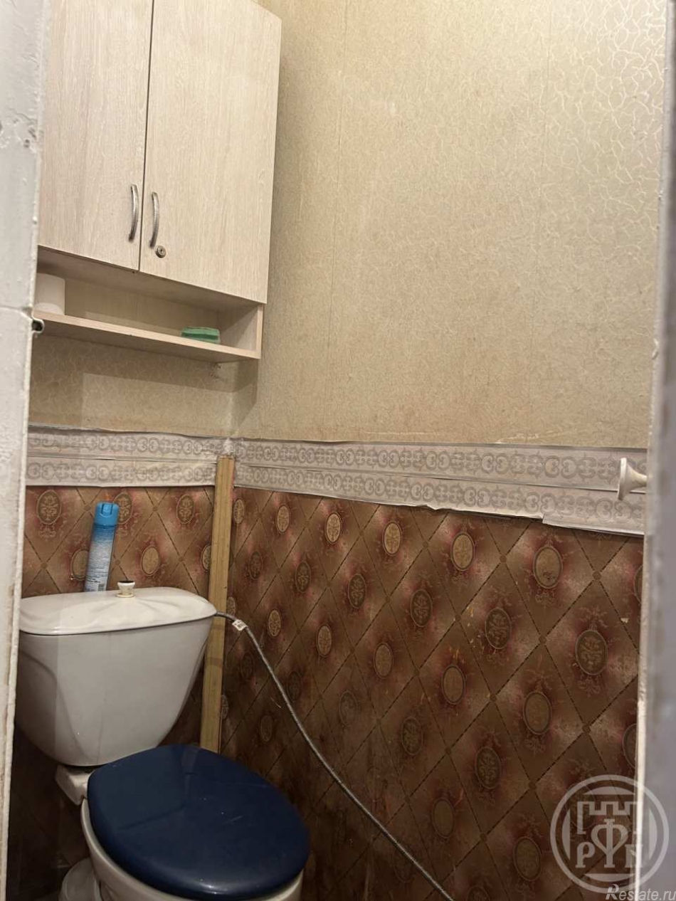 Продажа комнаты Сертолово г., Черная речка мкр,  д. 4