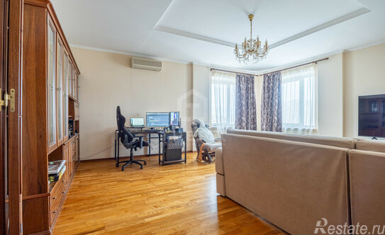 Продажа 2-комн квартиры на вторичном рынке Тореза пр-кт,  д. 83