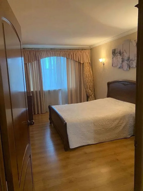 Продажа 3-комн квартиры на вторичном рынке Клин, ул. Карла Маркса,  д. 35