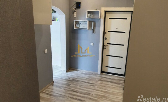 Продажа 1-комн квартиры на вторичном рынке улица Коммуны,  д. 50