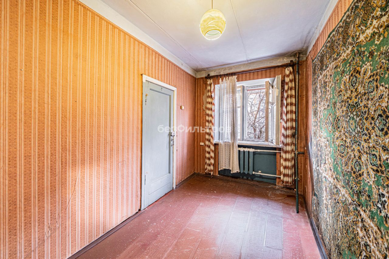 Продажа 2-комн квартиры на вторичном рынке Реутов, Новогиреевская улица,  д. 10