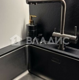 Продажа 4-комн квартиры на вторичном рынке Одинцово, ул Маршала Бирюзова,  д. 7,  к. 3