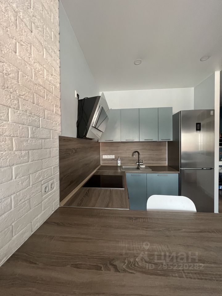 Аренда 2-комн квартиры на вторичном рынке д. Сабурово, улица Парковая, 20