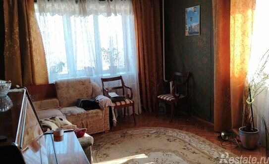 Продажа 4-комн квартиры на вторичном рынке Красное Село г, Красногородская ул,  д. 17,  к. 2