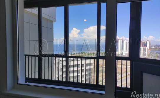 Продажа 2-комн квартиры на вторичном рынке улица Маршала Захарова,  д. 8 с1