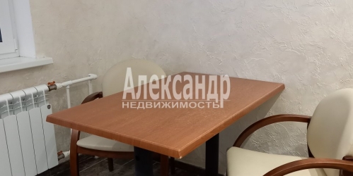 2-комн квартира Ломоносов г., Скуридина ул. ,  д. 9