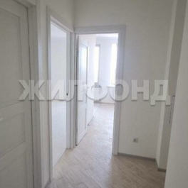 Продажа 3-комн квартиры на вторичном рынке ул Кустодиева,  д. 7,  к. 1
