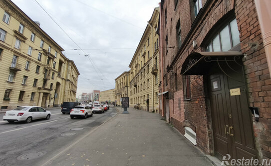 Продажа 12-комн квартиры на вторичном рынке ул Тульская,  д. 9