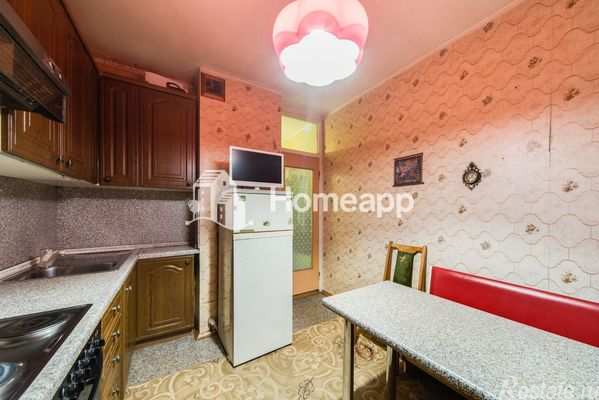 Продажа 2-комн квартиры на вторичном рынке Зюзинская ул,  д. 4к1