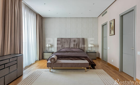 Продажа 3-комн квартиры на вторичном рынке Смоленский 1-й пер,  д. 19