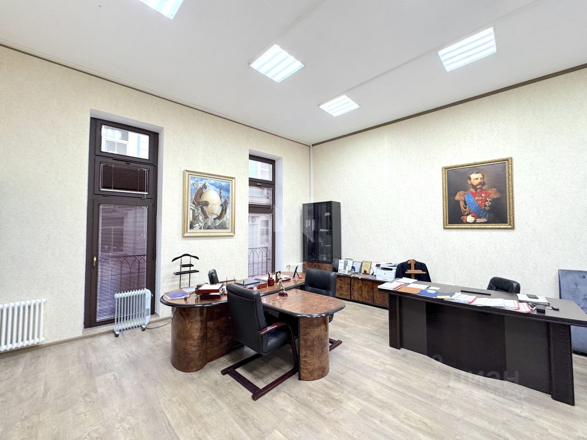 Продажа 3-комн квартиры на вторичном рынке Нащокинский переулок, 8