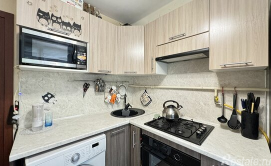 Продажа 1-комн квартиры на вторичном рынке Новоизмайловский проспект,  д. 32 к4