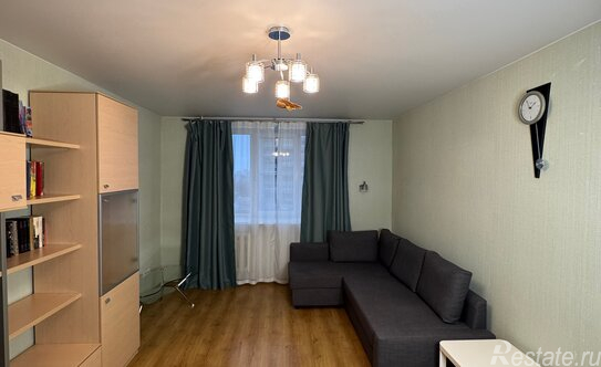 Продажа 3-комн квартиры на вторичном рынке Непокоренных пр-кт,  д. 48