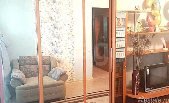 Продажа 2-комн квартиры на вторичном рынке Орехово-Зуевский городской округ, Октябрьская улица,  д. 18