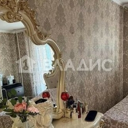 Продажа 3-комн квартиры на вторичном рынке улица Введенского,  д. 27 к2
