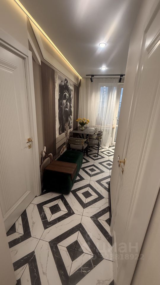 Продажа 2-комн квартиры на вторичном рынке улица Сайкина, 4