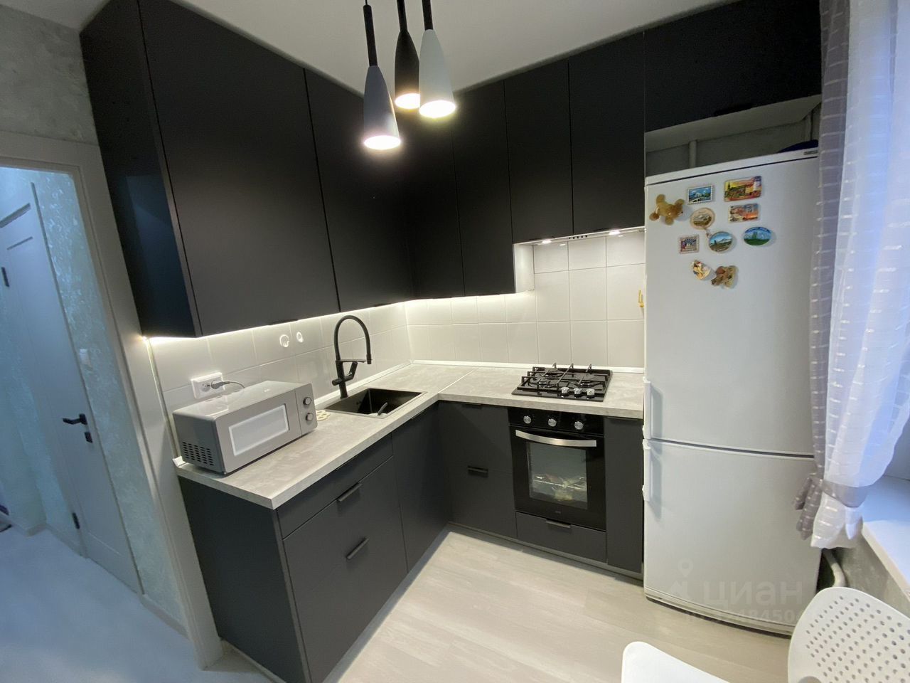 Продажа 2-комн квартиры на вторичном рынке улица Сталеваров, 10К1