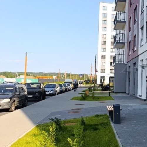 2-комн квартира пос. Янино-1, бульвар Цветной, 10к1