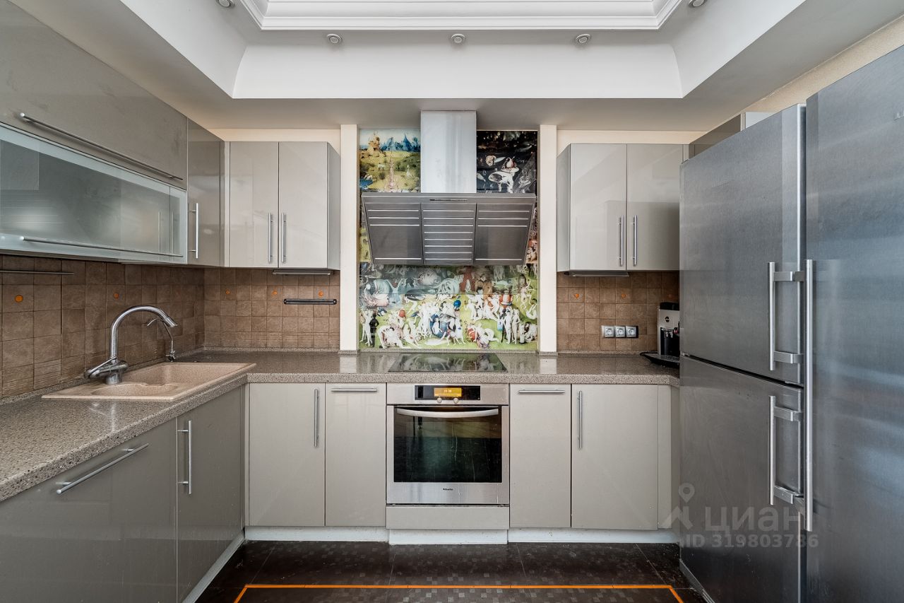 Продажа 5-комн квартиры на вторичном рынке 4-й Вятский переулок, 16К2