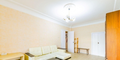 2-комн квартира Новоподмосковный 1-й пер,  д. 4