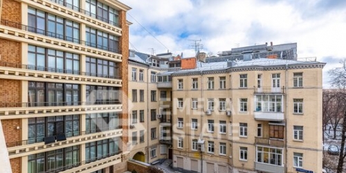 5-комн квартира Левшинский Б. пер,  д. 11