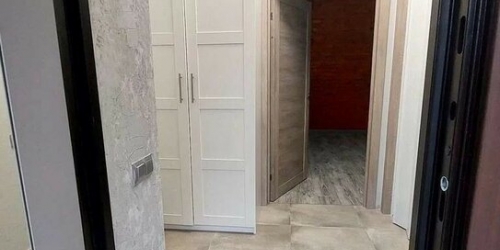 3-комн квартира ул Комдива Орлова,  д. 4