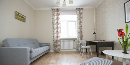 3-комн квартира Школьная улица,  д. 8