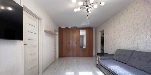 4-комн квартира улица Бестужевых,  д. 12А