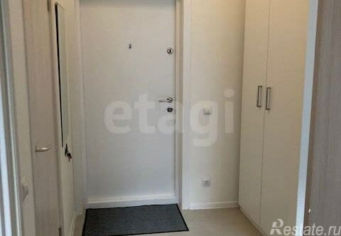 Продажа 1-комн квартиры на вторичном рынке ул Михайлова,  д. 30А,  к. 4