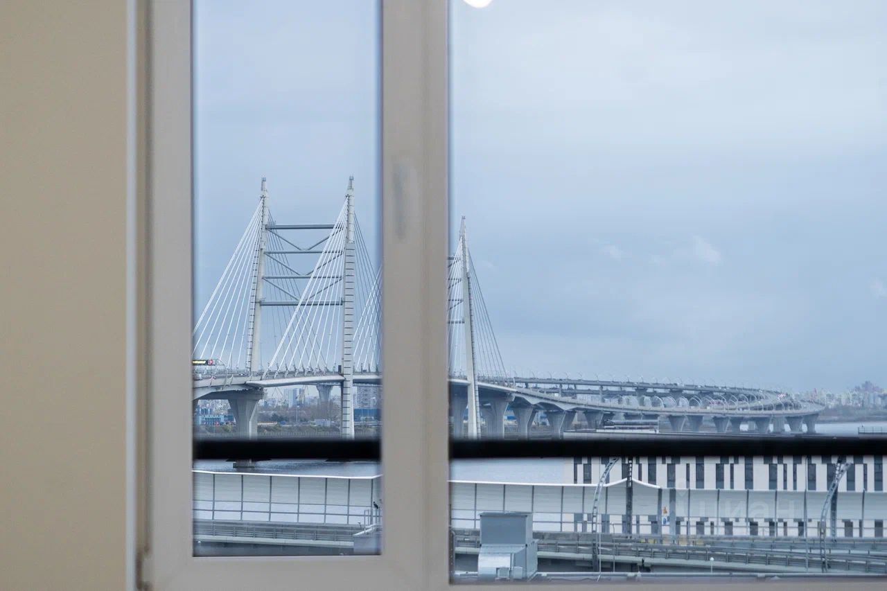 Продажа 2-комн квартиры на вторичном рынке бульвар Головнина, 3к1