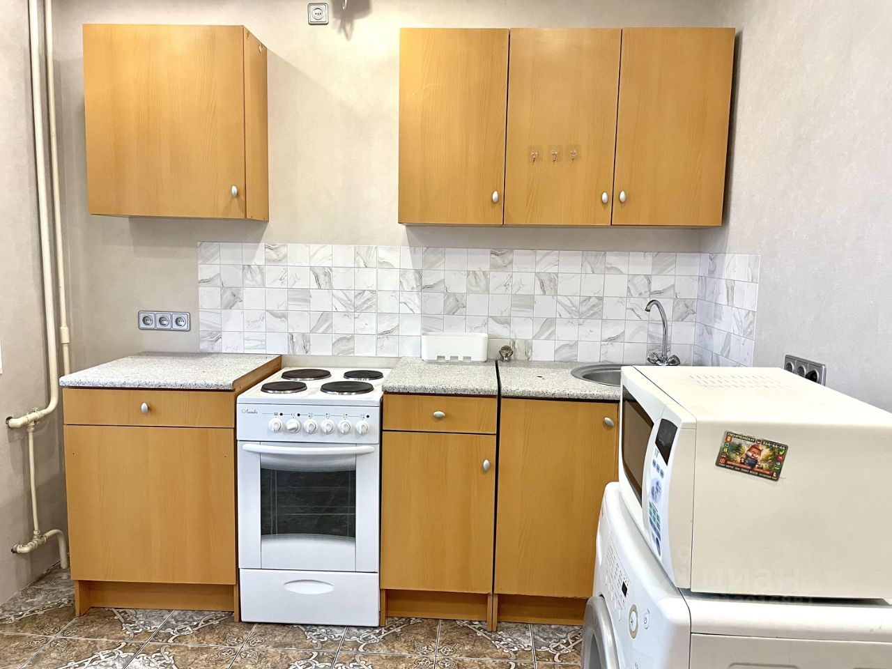 Аренда 1-комн квартиры на вторичном рынке улица Маршала Захарова, 60