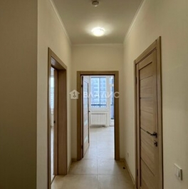 Продажа 1-комн квартиры на вторичном рынке Нарвская улица,  д. 5