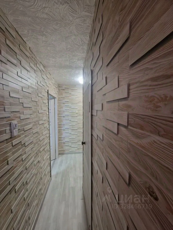 Продажа 1-комн квартиры на вторичном рынке Климовск мкр, улица Школьная,  д. 7