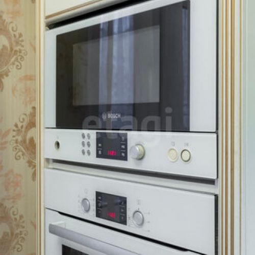 4-комн квартира Петергофское ш