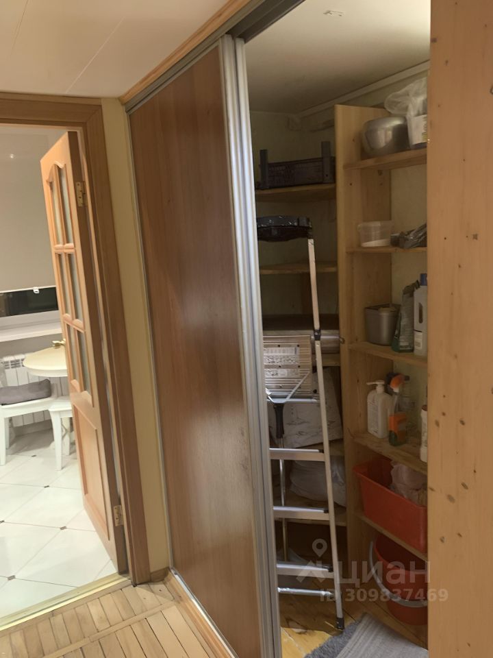 Аренда 4-комн квартиры на вторичном рынке Приморский проспект, 65