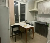 Продать Квартиры вторичка б-р Красных Зорь  24 