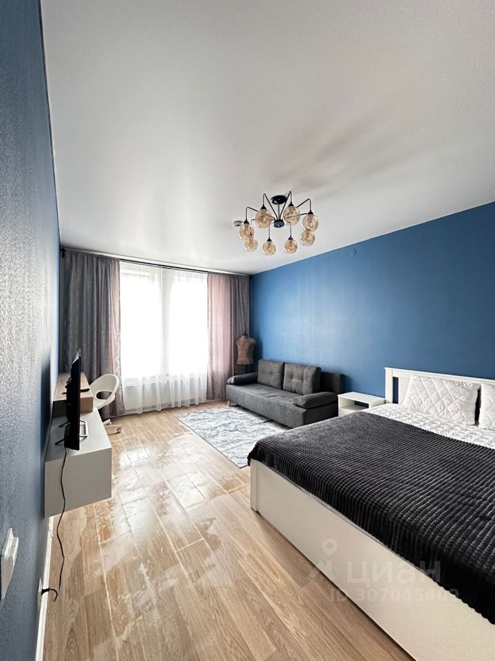 Аренда 1-комн квартиры на вторичном рынке улица Саларьевская, 14к3