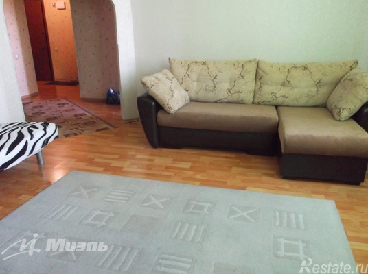 Аренда 1-комн квартиры на вторичном рынке Высокая ул,  д. 21