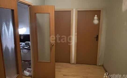 Продажа 3-комн квартиры на вторичном рынке проезд Шокальского,  д. 49 к1