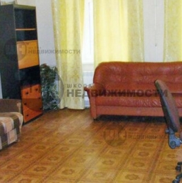 Продажа 3-комн квартиры на вторичном рынке Кирилловская улица,  д. 13