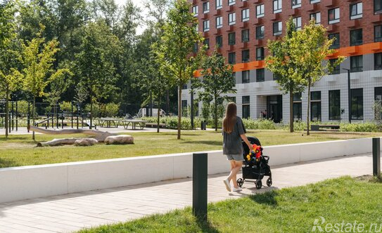 Продажа 1-комн квартиры на вторичном рынке Лобненская улица,  д. 13 к2