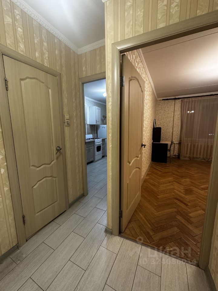 Продажа 1-комн квартиры на вторичном рынке Снежная улица, 4