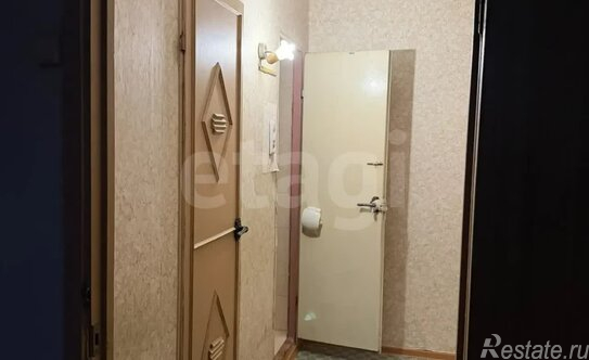 Продажа 2-комн квартиры на вторичном рынке Комендантский пр-кт,  д. 22,  к. 1