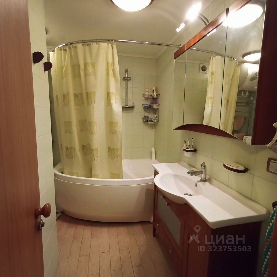 Аренда 3-комн квартиры на вторичном рынке улица Паршина, 21К2