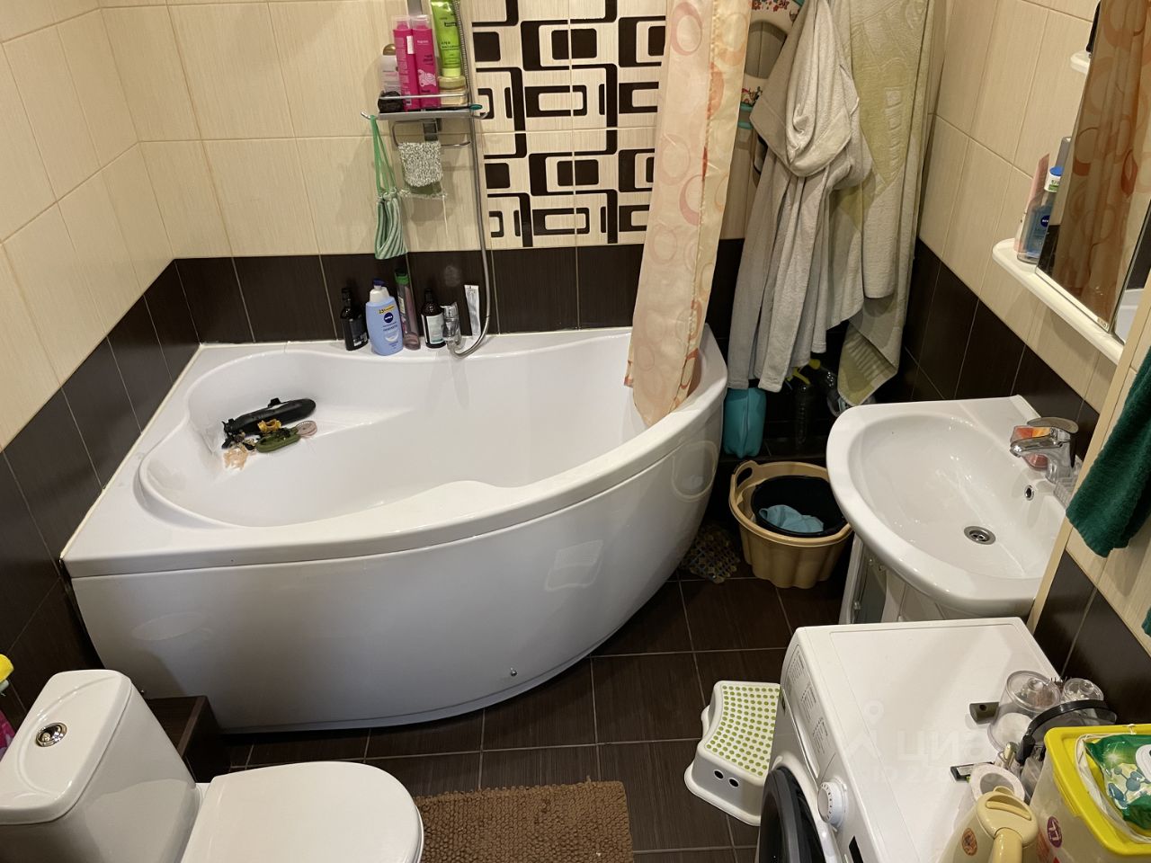 Продажа студии пос. Янино-1, улица Кольцевая, 8к1