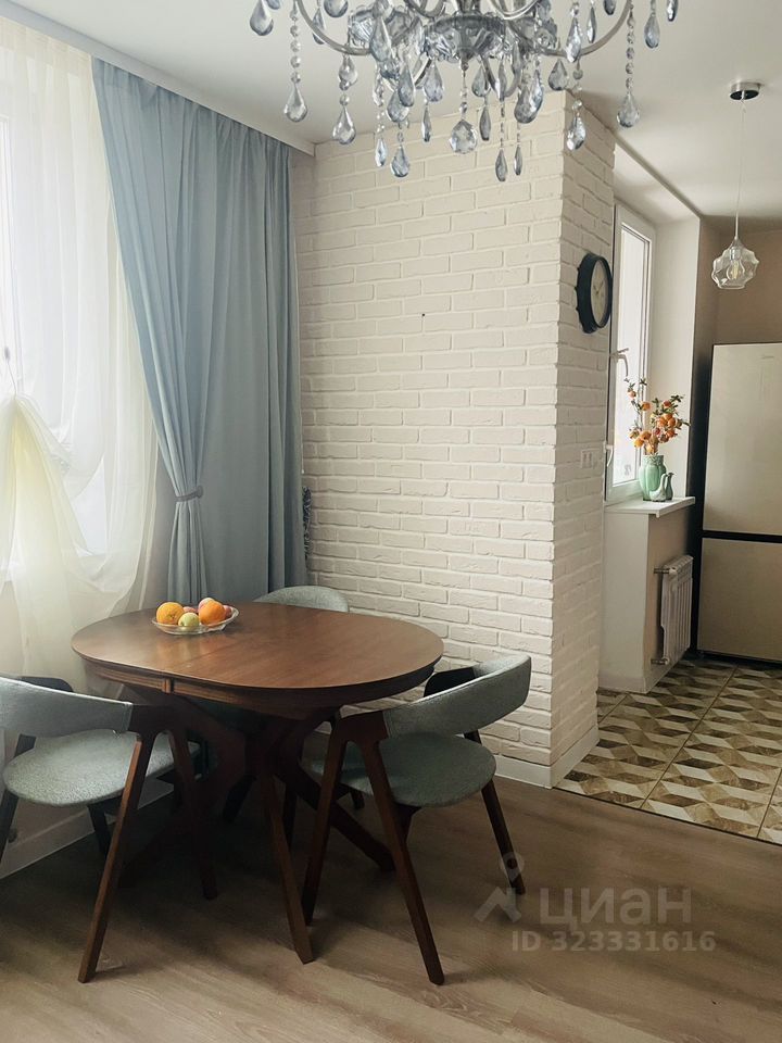 Продажа 2-комн квартиры на вторичном рынке Королев, улица Горького, 79к19