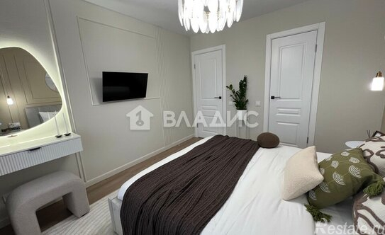 Продажа 2-комн квартиры на вторичном рынке Днепропетровская улица,  д. 25