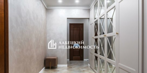 3-комн квартира Юрия Гагарина пр-кт,  д. 77